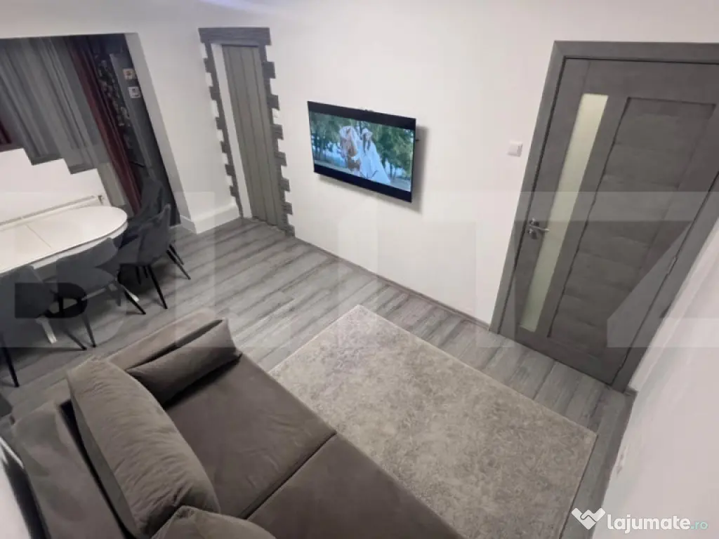 Apartament cochet, renovat complet, etaj 1, cu loc de parcar 