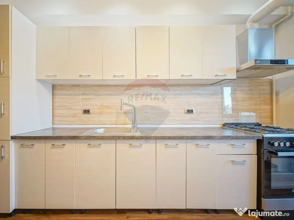 ISARAN TRACTORUL | 70 MP UTILI | 2 BĂI | DRESSING PROPRI... 