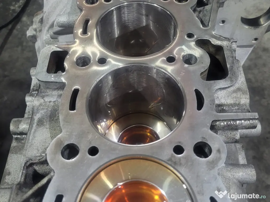 Motor 2.0 diesel 204DTD Jaguar XE XF F-Pace REMANUFACTURAT 