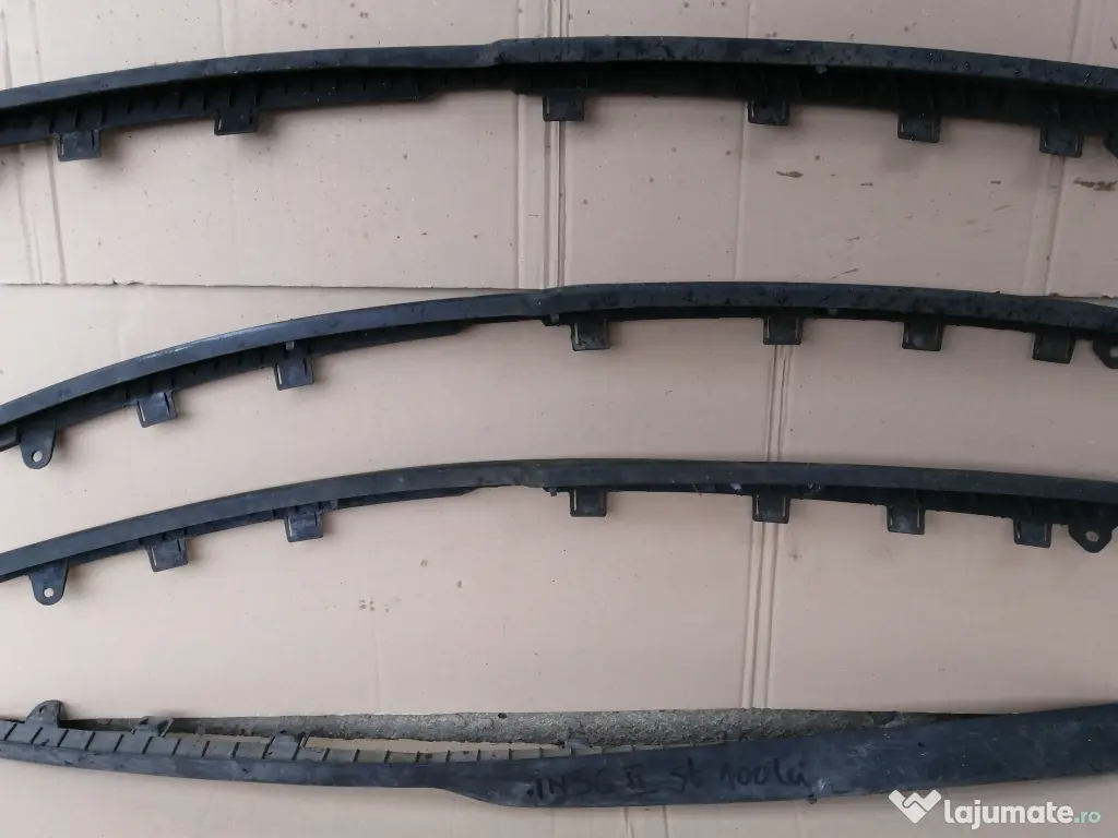 Extensii - spoiler sub bara Opel Insignia 