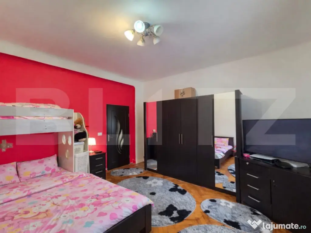 Apartament 2 camere, decomandat, 63 mp, Zona Piata 1 Mai ! 