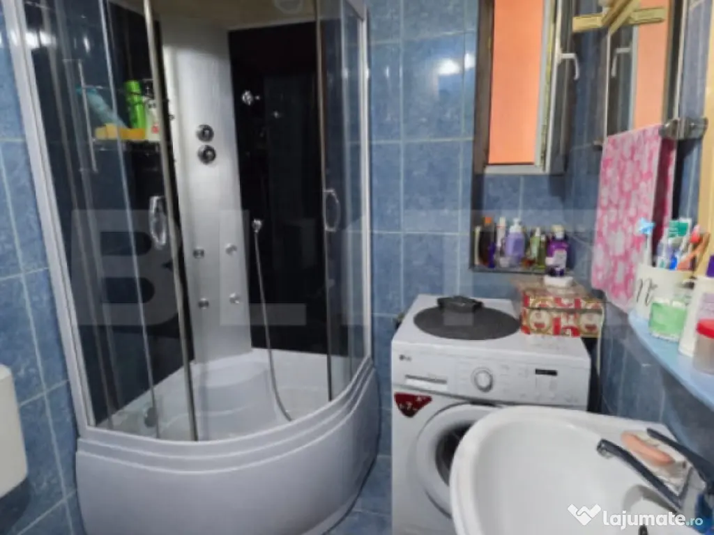 Apartament 2 camere, decomandat, 63 mp, Zona Piata 1 Mai ! 