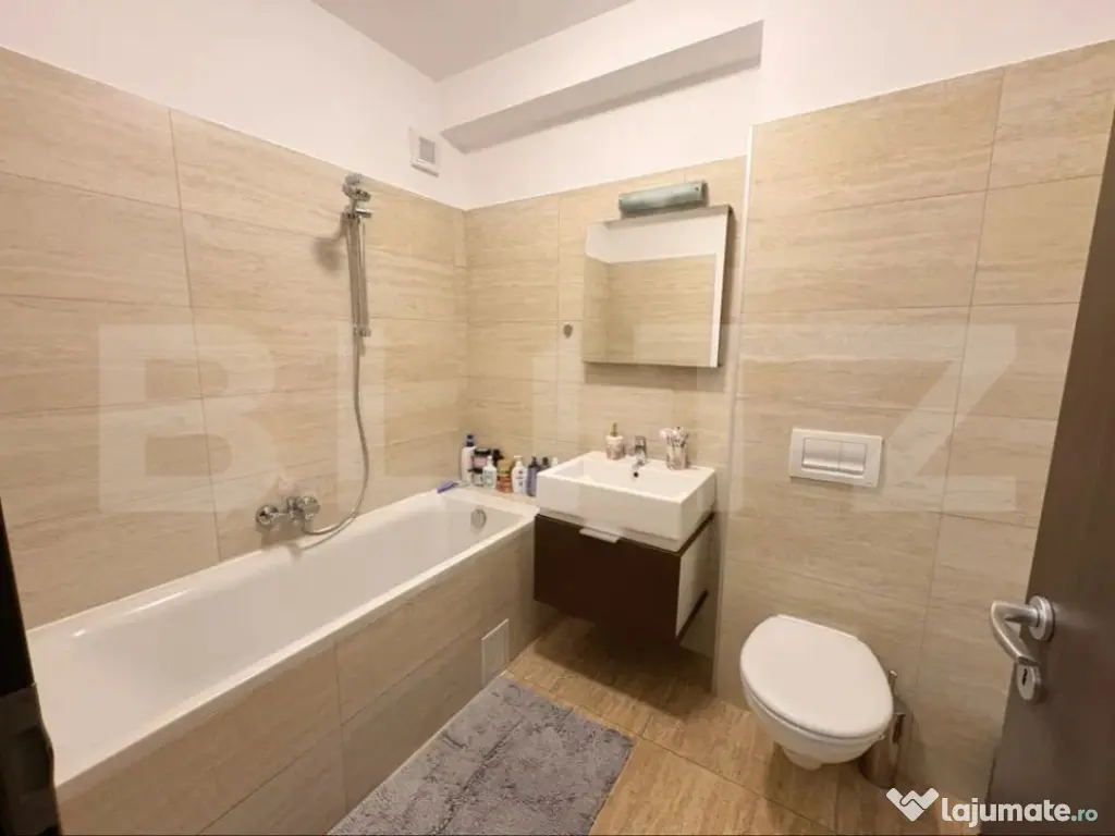 PENTHOUSE EXCLUSIVIST cu terasă 100 mp și vedere spre Tâm 