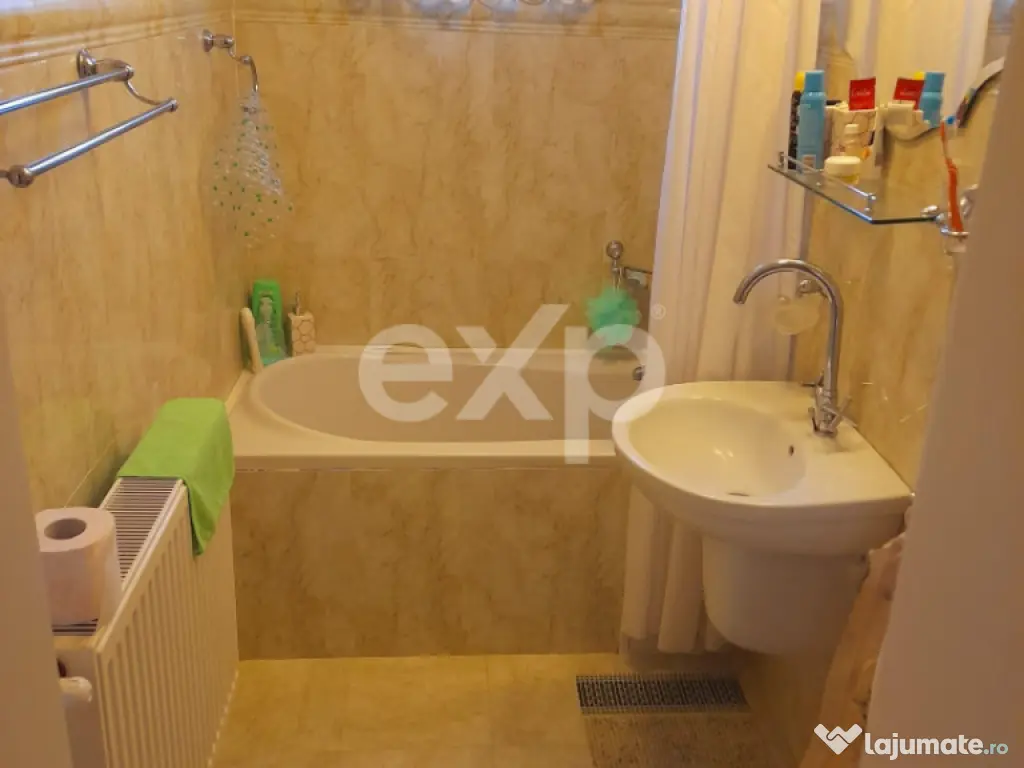 Casă la țară complet mobilată, 5.500 mp teren – Topli?