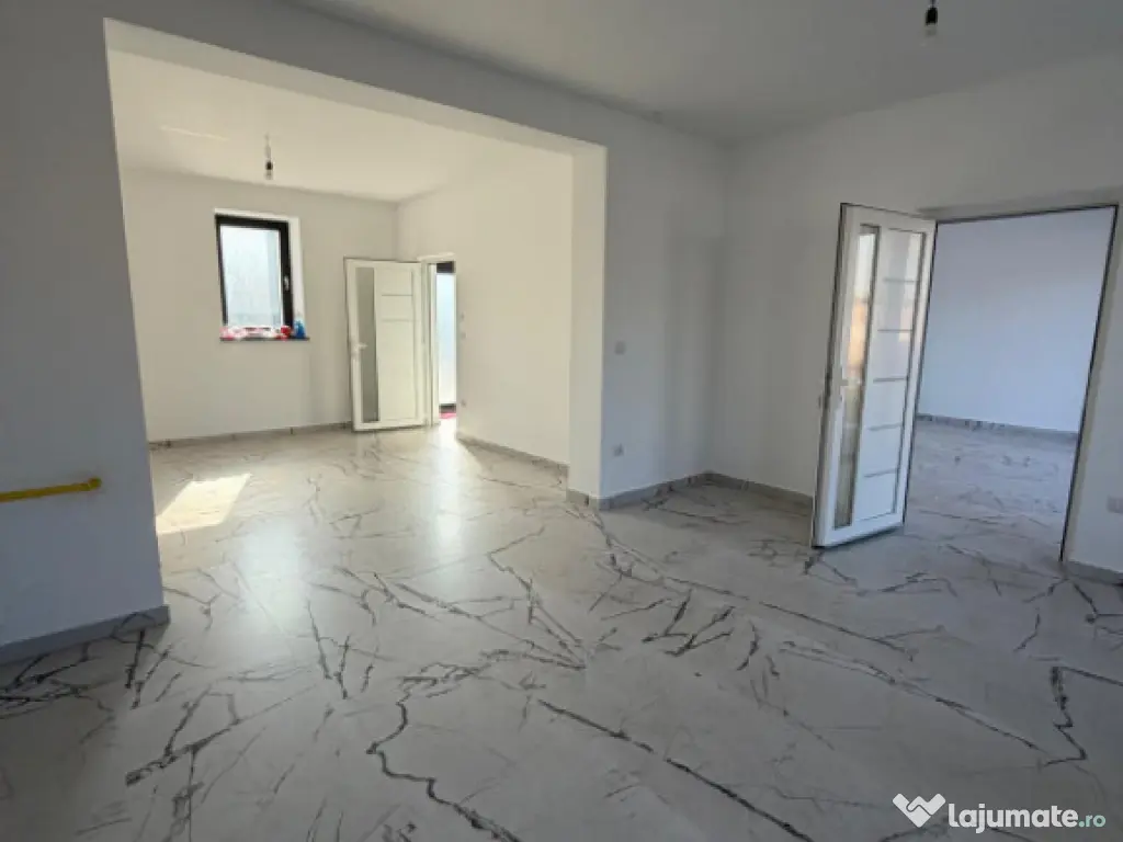 Spatiu comercial, 180 mp , chirie , Radauti 