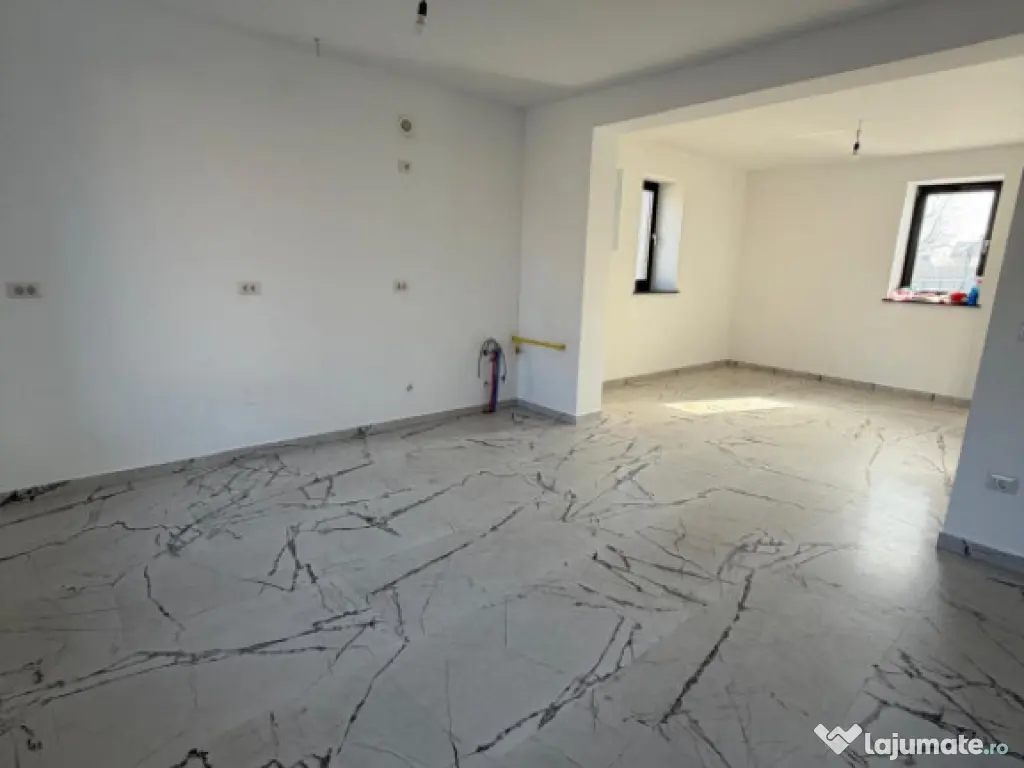 Spatiu comercial, 180 mp , chirie , Radauti 