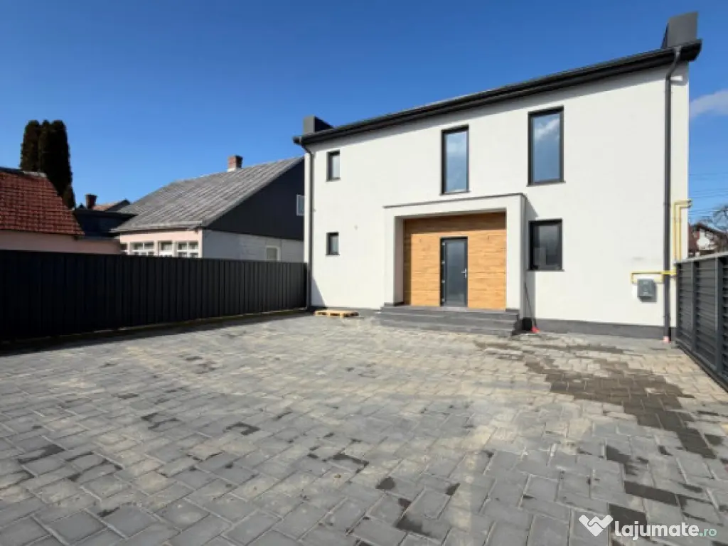 Spatiu comercial, 180 mp , chirie , Radauti 