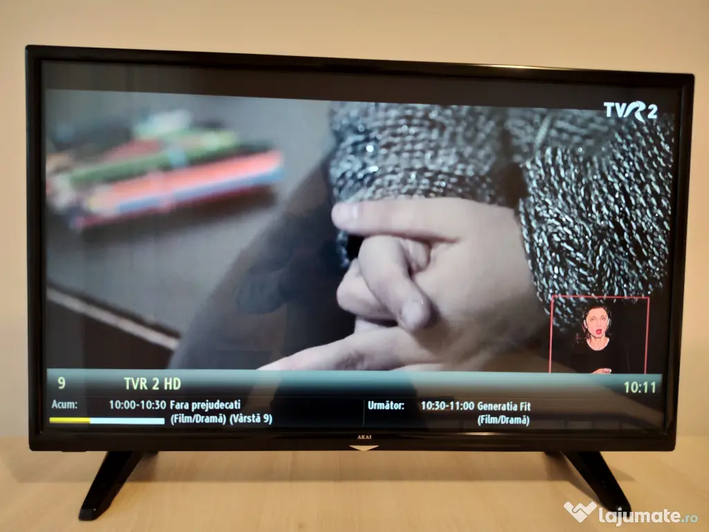 Televizor LED 32'' Akai, LT-3227AD, negru, în stare bună (aspect și funcționare)