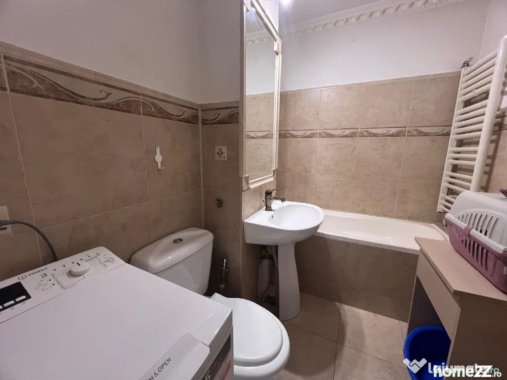 Apartament 2 camere,decomandat,zona Lido-Casa de pensii 