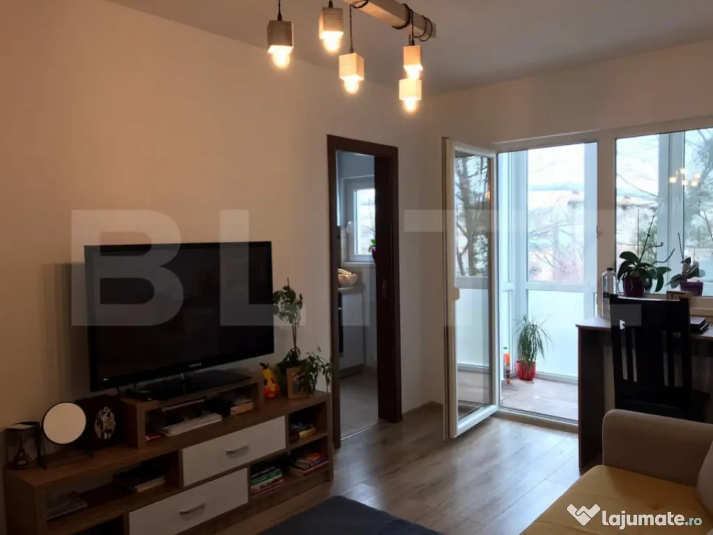 Garsoniera moderna, decomandata, 24 mp, zona Expo Transilvan 