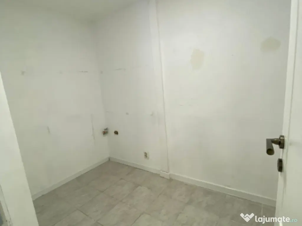 Spatiu comercial, 98mp, Bulevardul 1 Mai 