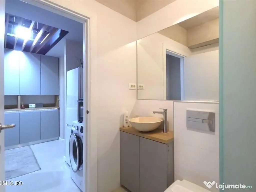 Mamaia Nord - White Tower, 2 camere, 51 mp, etajul 7, ved...