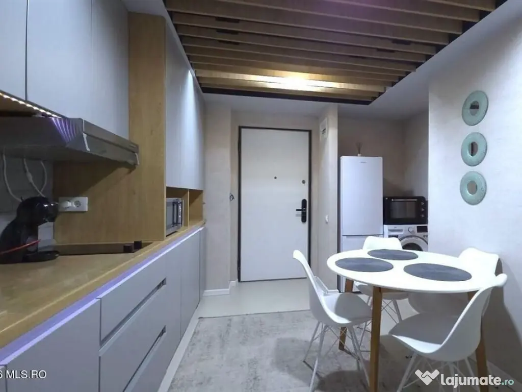 Mamaia Nord - White Tower, 2 camere, 51 mp, etajul 7, ved...