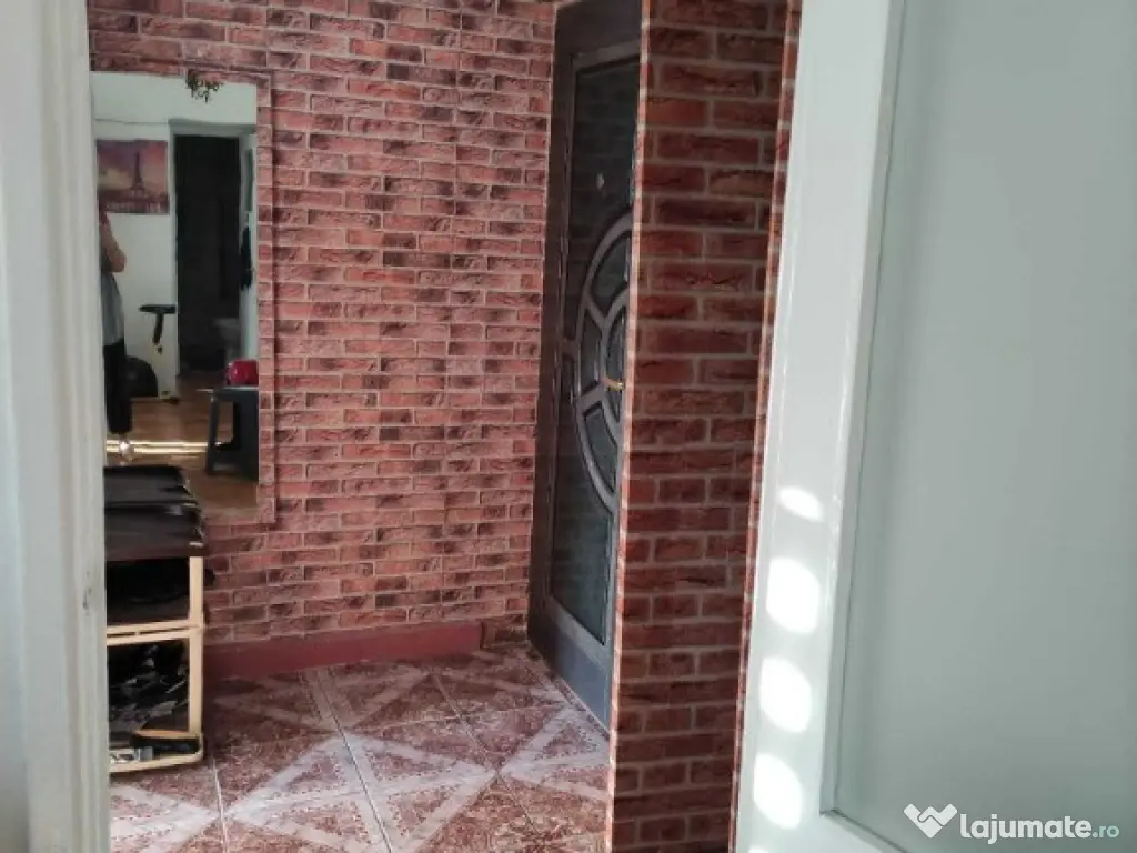 Apartament 2 camere.Centrala proprie.Brancoveanu,Stoian Militaru. 