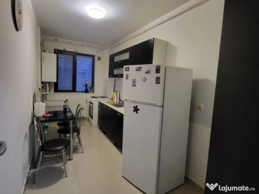 Apartament cu 2 camere | Mobilat complet | Loc de parcare