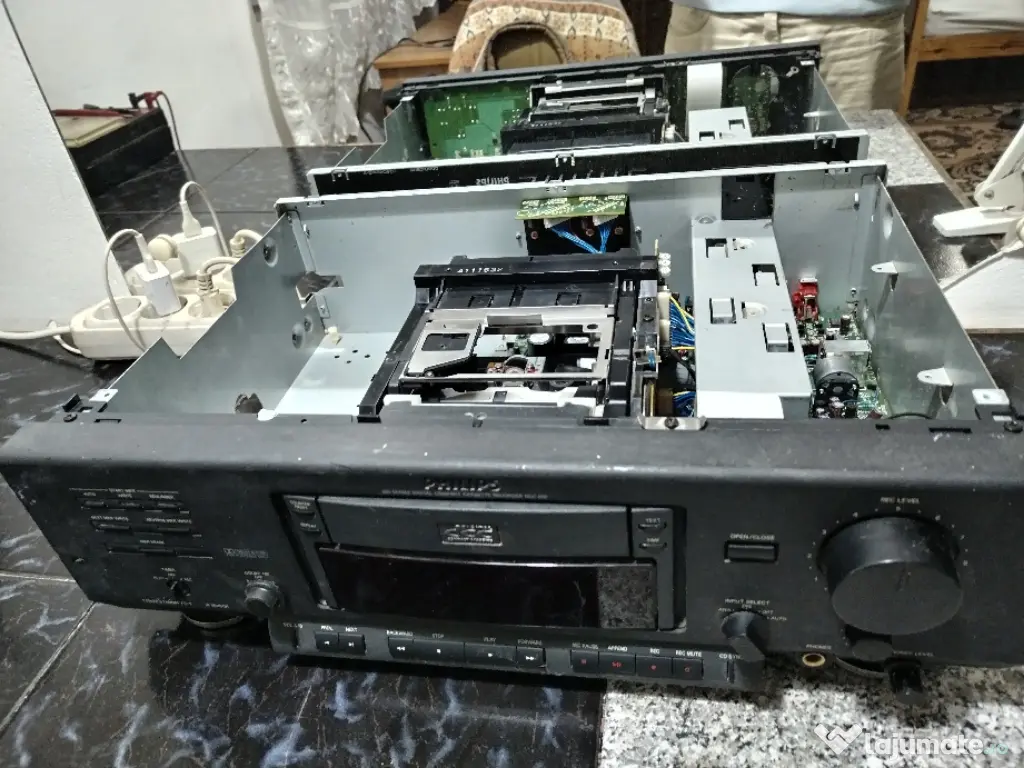 deck Philips DCC 900 reparații