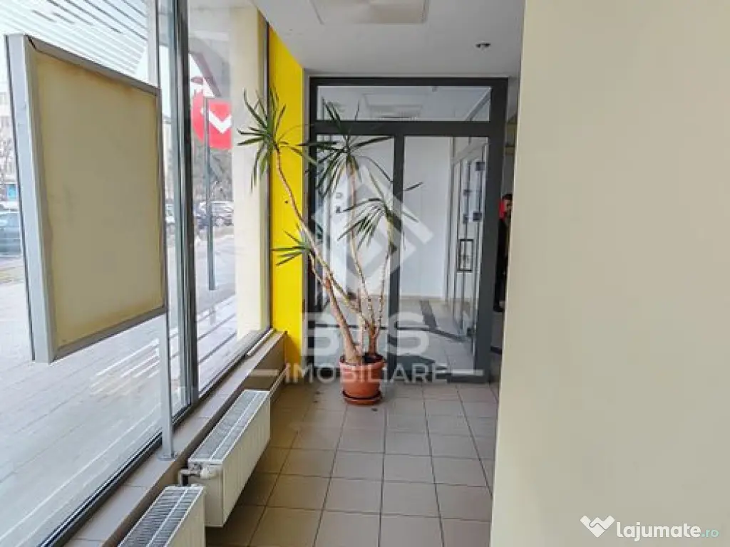 Spațiu Comercial Premium – Fost Sediu Bancar | B-dul D... 