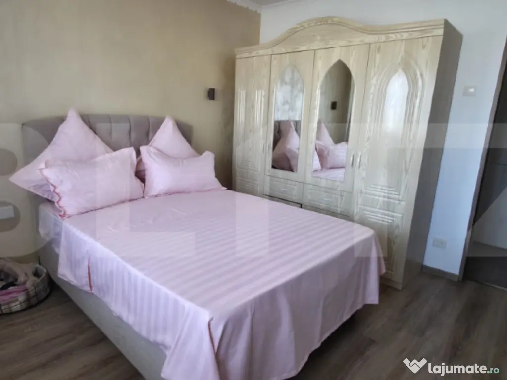 Apartament 2 camere ,decomandat , 50 mp ,zona Vest