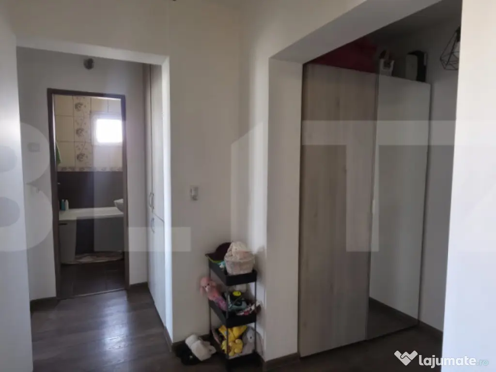 Apartament 2 camere ,decomandat , 50 mp ,zona Vest
