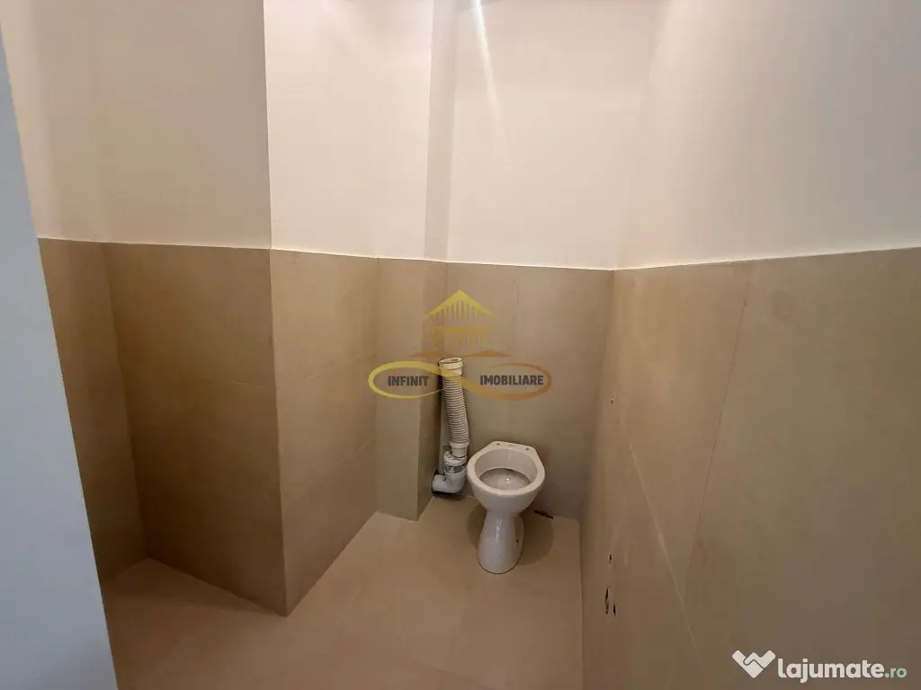 Apartament 3 camere complet renovat de vanzare in Bacau 