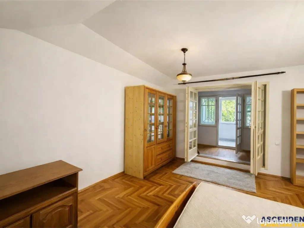 Locatie deosebita, facilitati, deschidere personalizare, Cen 