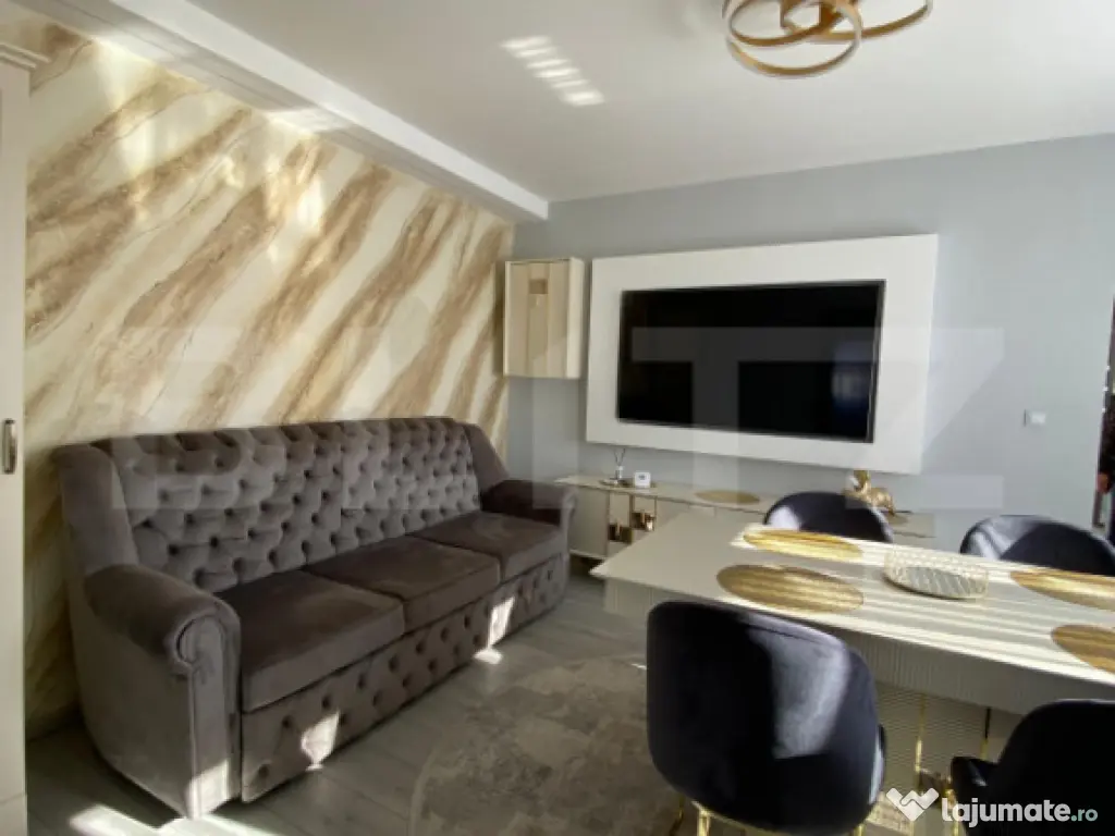 BLITZ propune spre vânzare apartament cu 3 camere, situat ? 