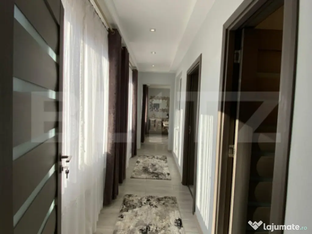 BLITZ propune spre vânzare apartament cu 3 camere, situat ? 