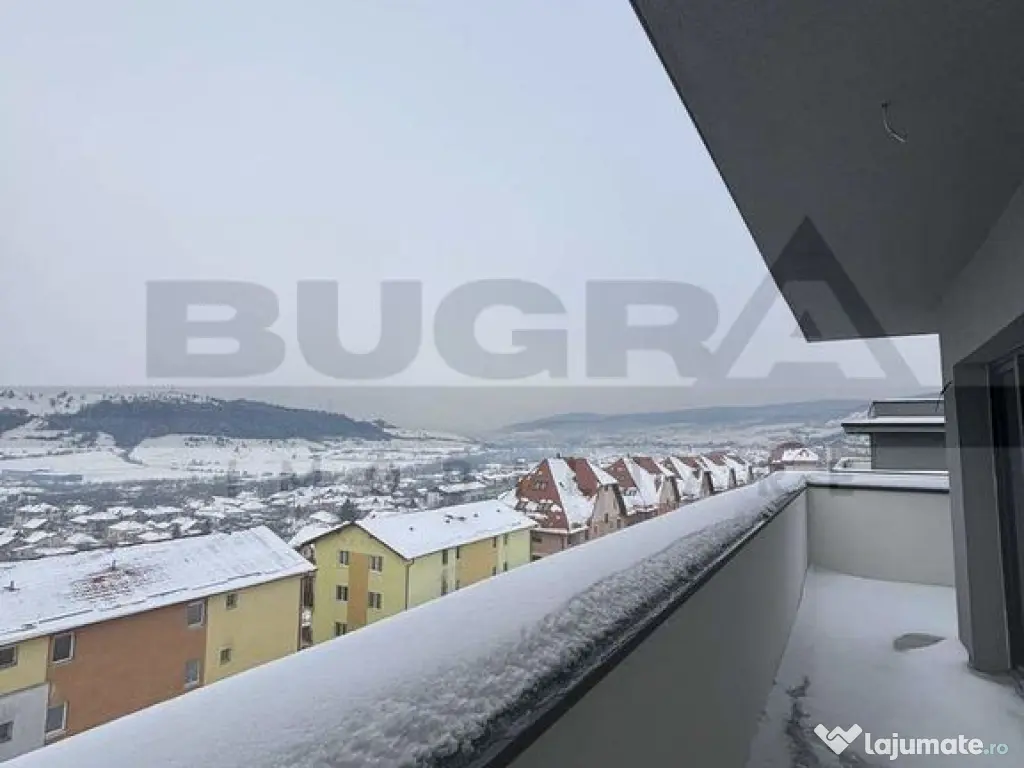 Apartament de 3 camere, 77mp + 50mp terasa, parcare, Baciu 