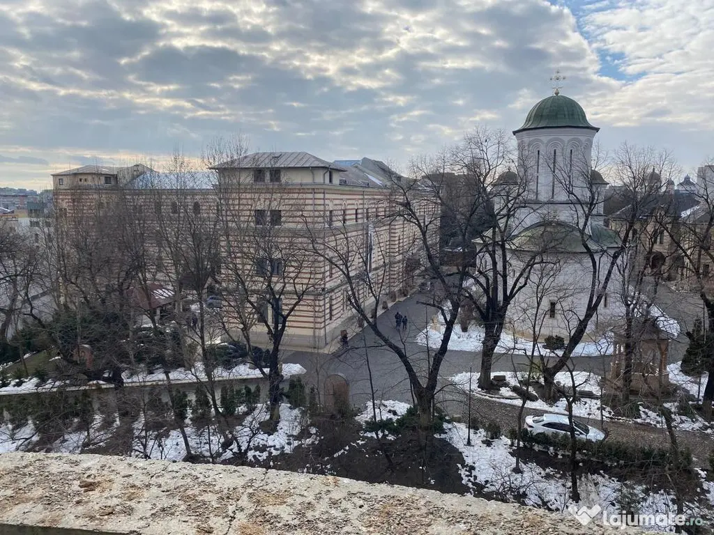3 camere decomandat, 90 mp, vedere Mănăstirea Radu Vodă 