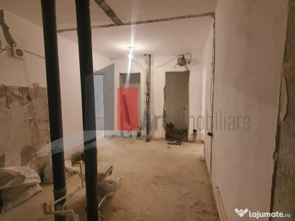 Ap 4 cam Giurgiu decomandat, parter 