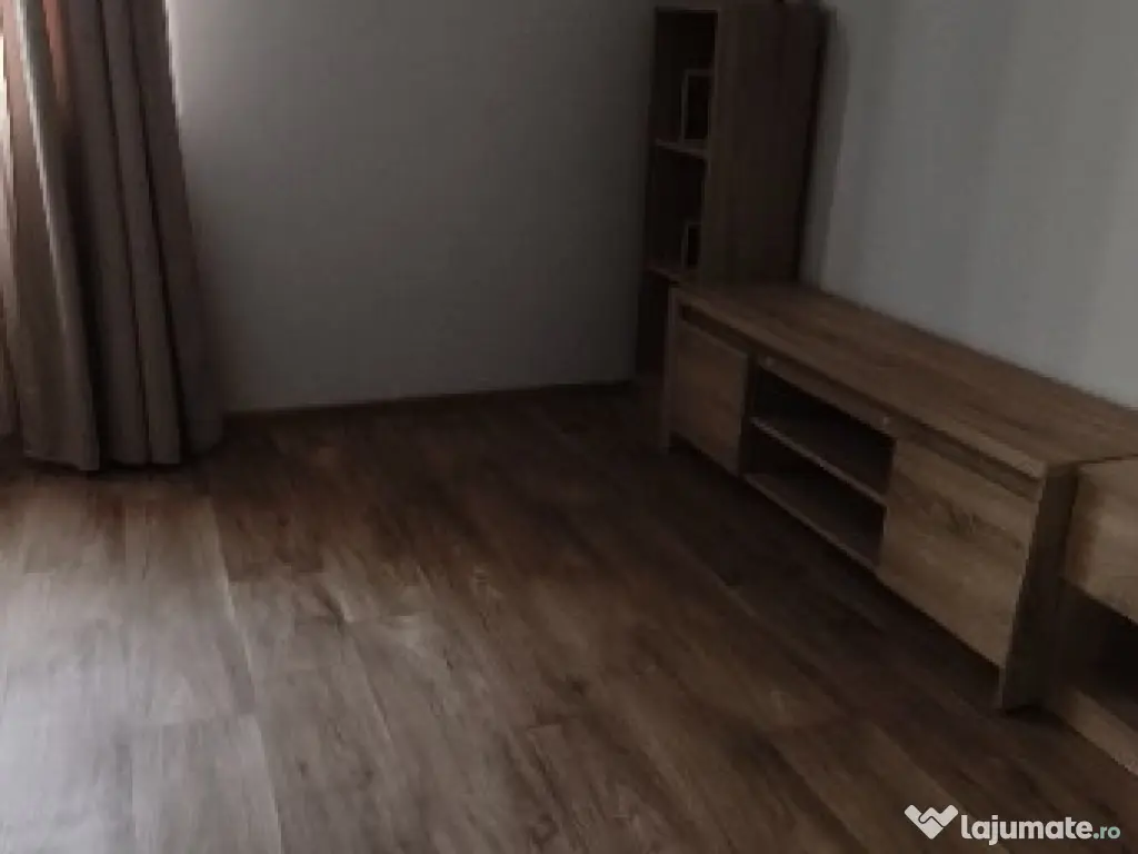 P.F Apartament 2 camere Podu Ros et.1