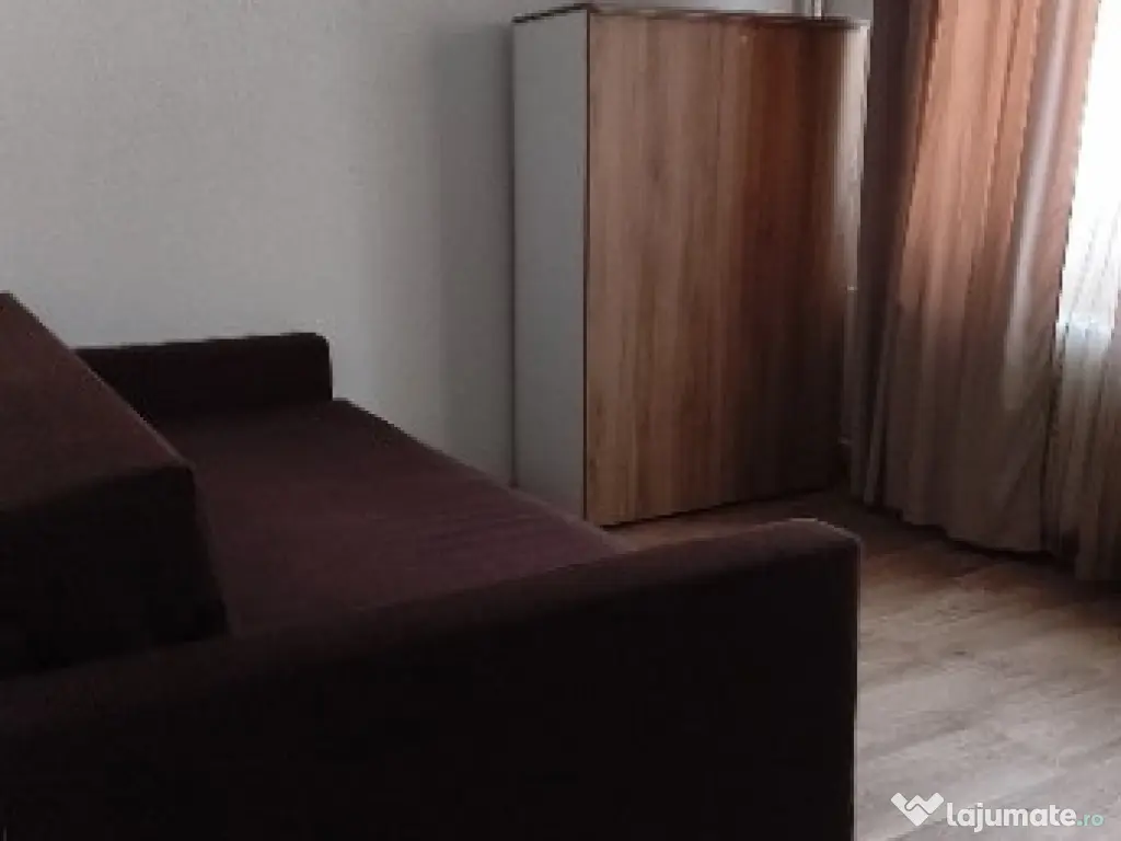 P.F Apartament 2 camere Podu Ros et.1