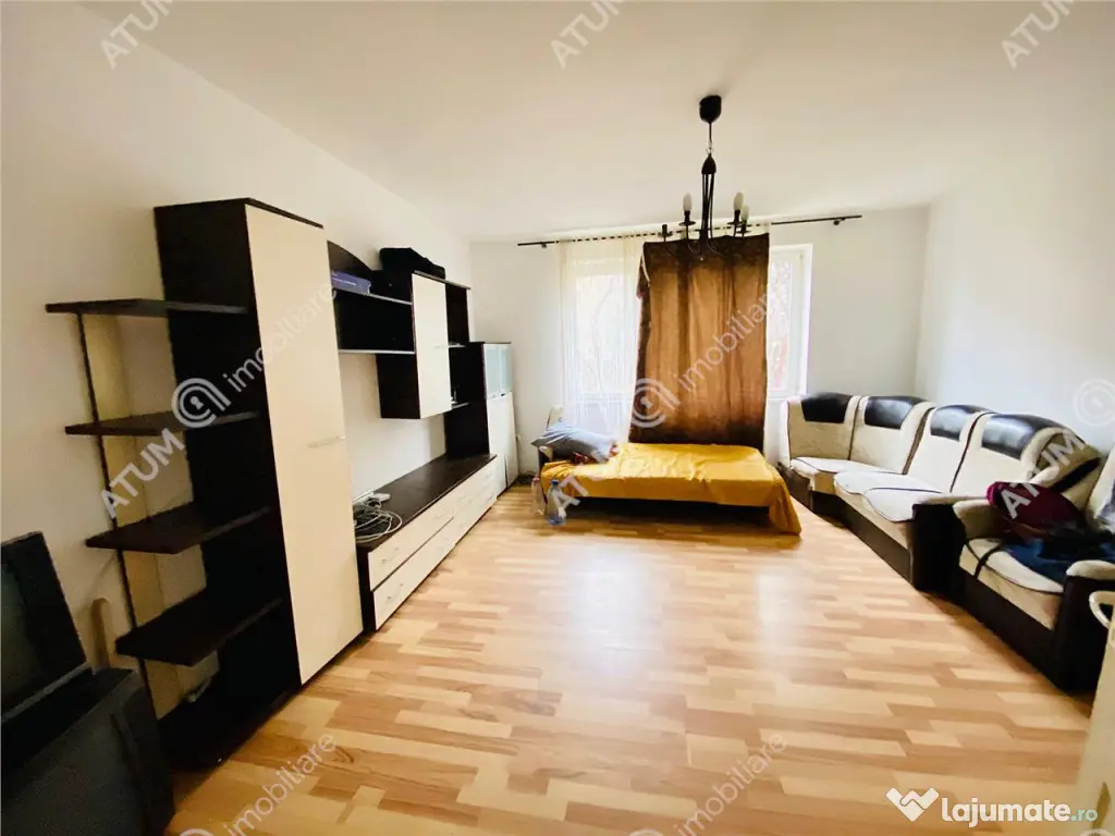 Apartament cu 3 camere si gradina proprie in Vasile Aaron di 