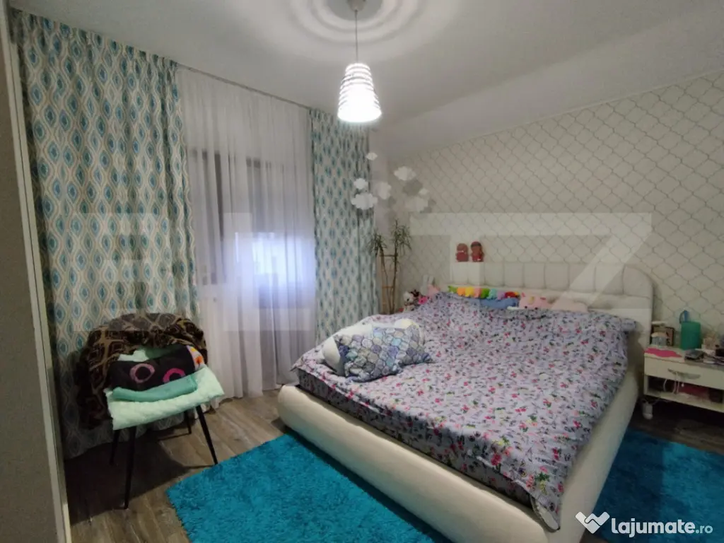 Apartament 2 Camere si Mansarda , Hlincea , 53mp 