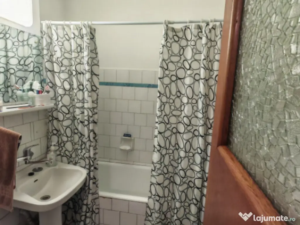 Oportunitate imobiliara! Apartament 2 camere, situat in zona 