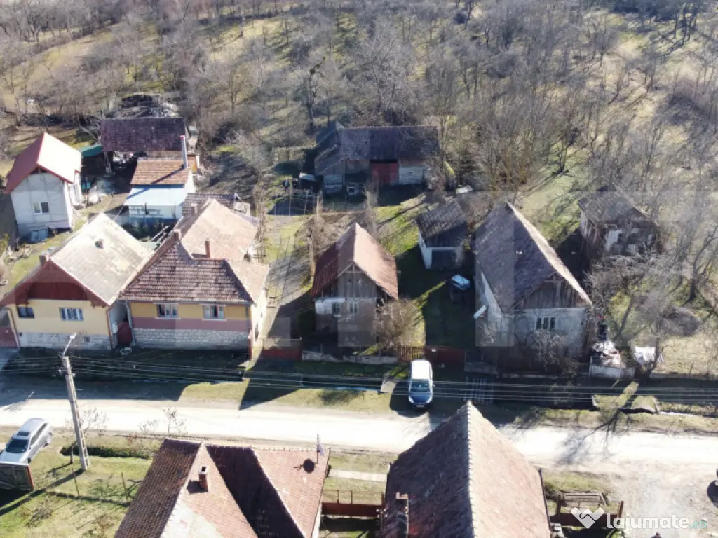 Se vinde casa renovabila la 10 minute de Huedin, in satul Bi