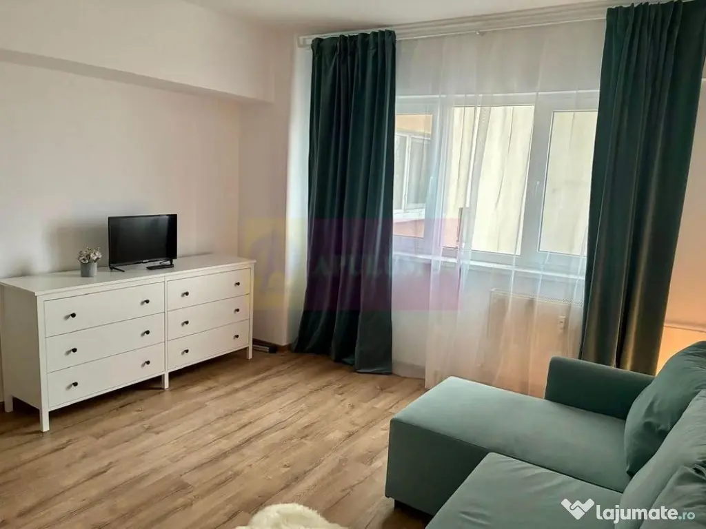 Garsoniera Calea Dorobantilor- stradal.