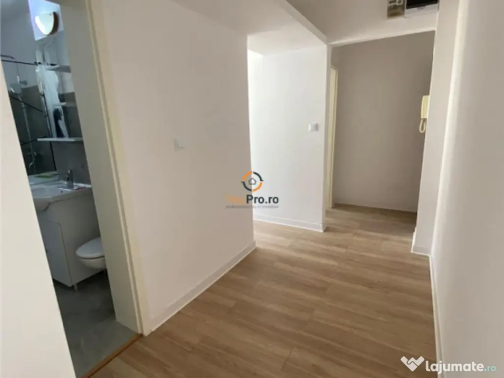 Apartament 3 camere etaj 3 zona Girocului 