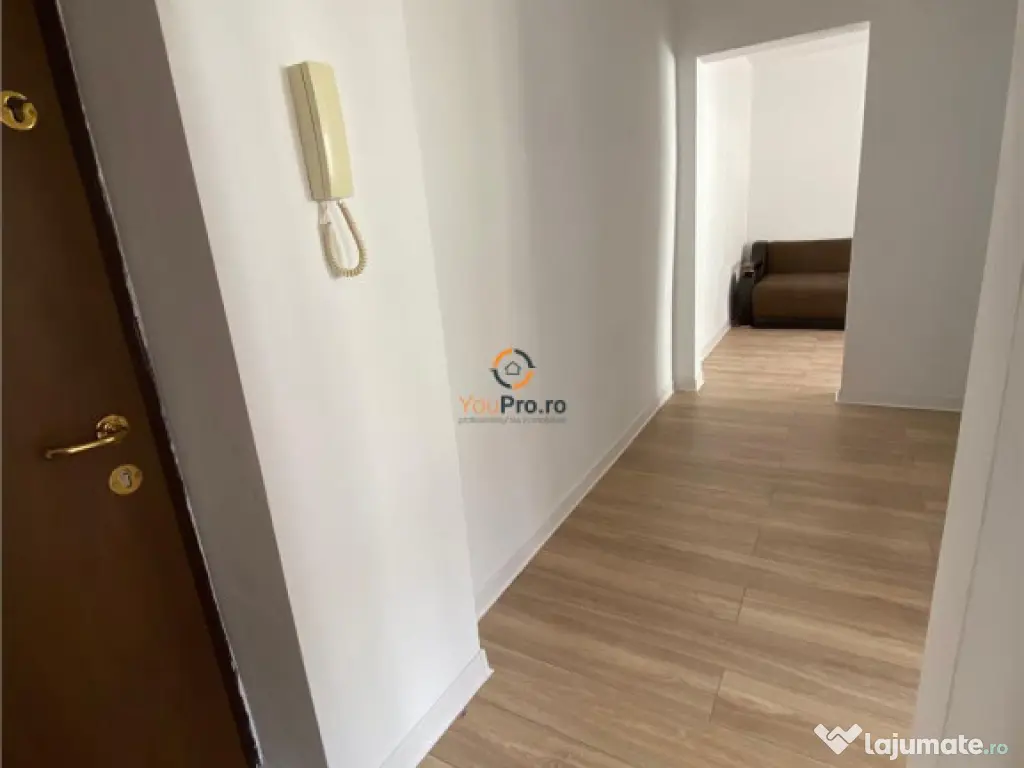 Apartament 3 camere etaj 3 zona Girocului 