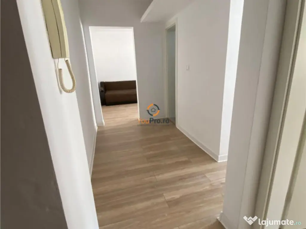 Apartament 3 camere etaj 3 zona Girocului 
