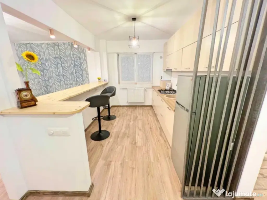 Garsoniera decomandata - zona Garii 