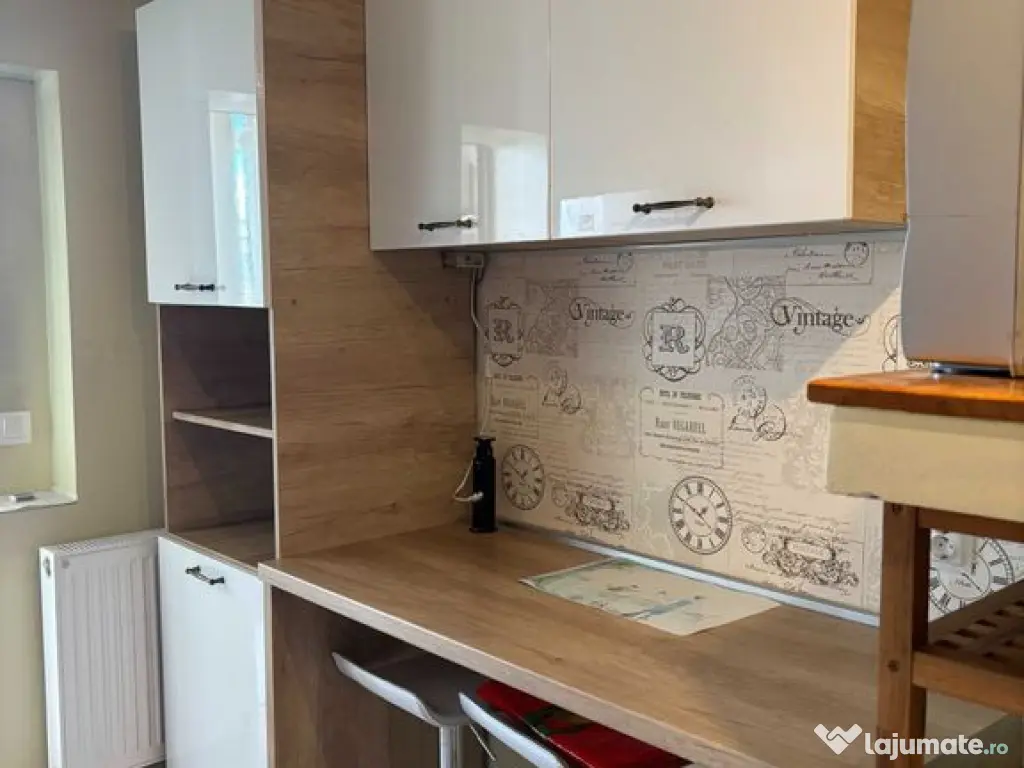 Apartament 3 camere decomandat, mobilat utilat Micro 17 E... 