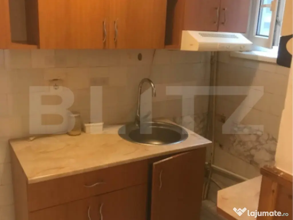 Apartament de vanzare,34,7mp,in zona Micro 14 Satu Mare 