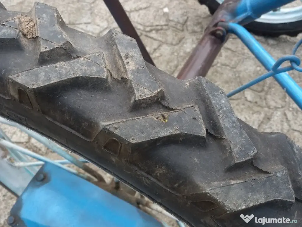 Greblă trasă pt.tractor. 