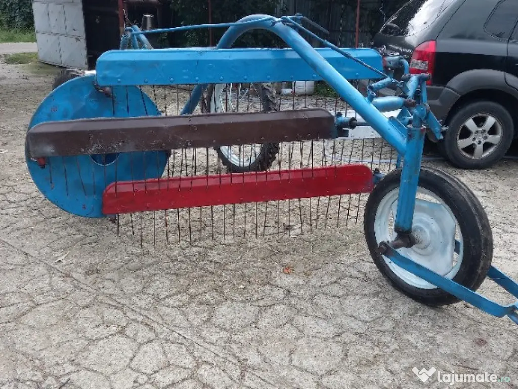 Greblă trasă pt.tractor. 