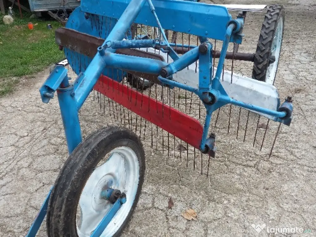 Greblă trasă pt.tractor. 