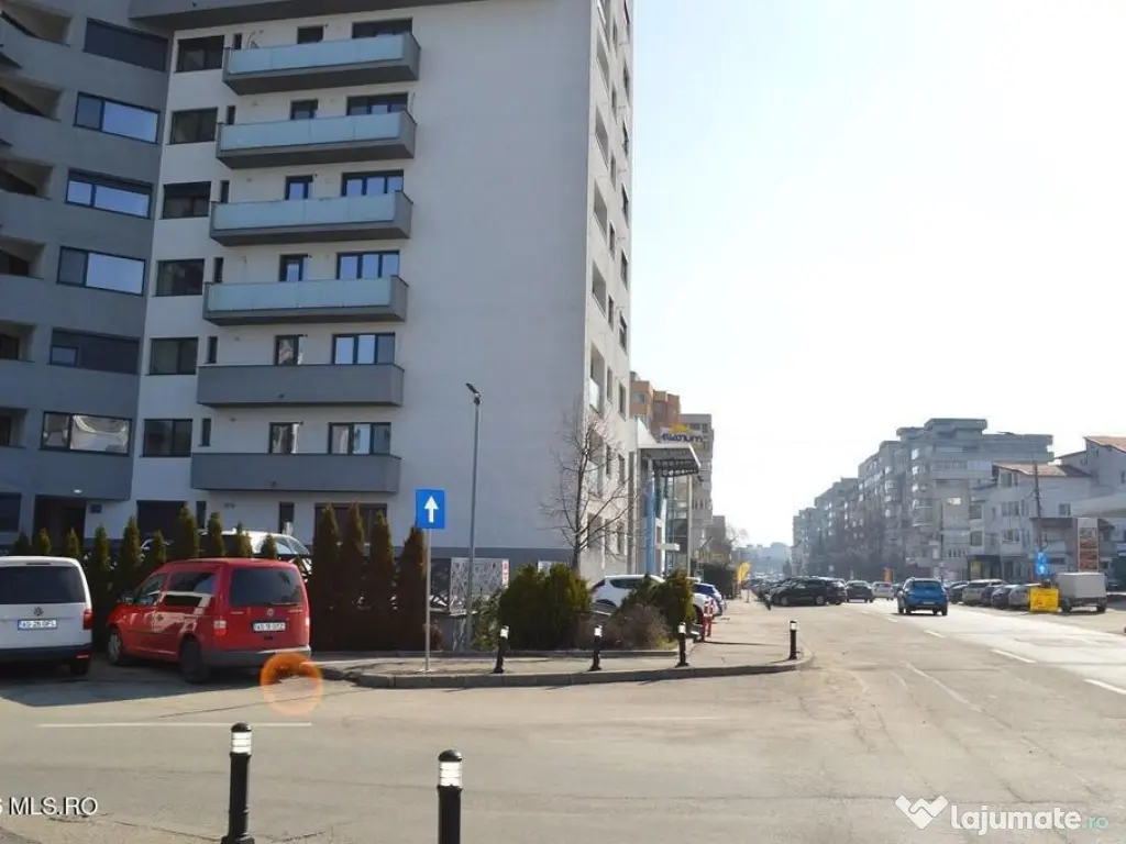 Fratii Golesti - McDonald's - Apartament 3 Camere cu Garaj 