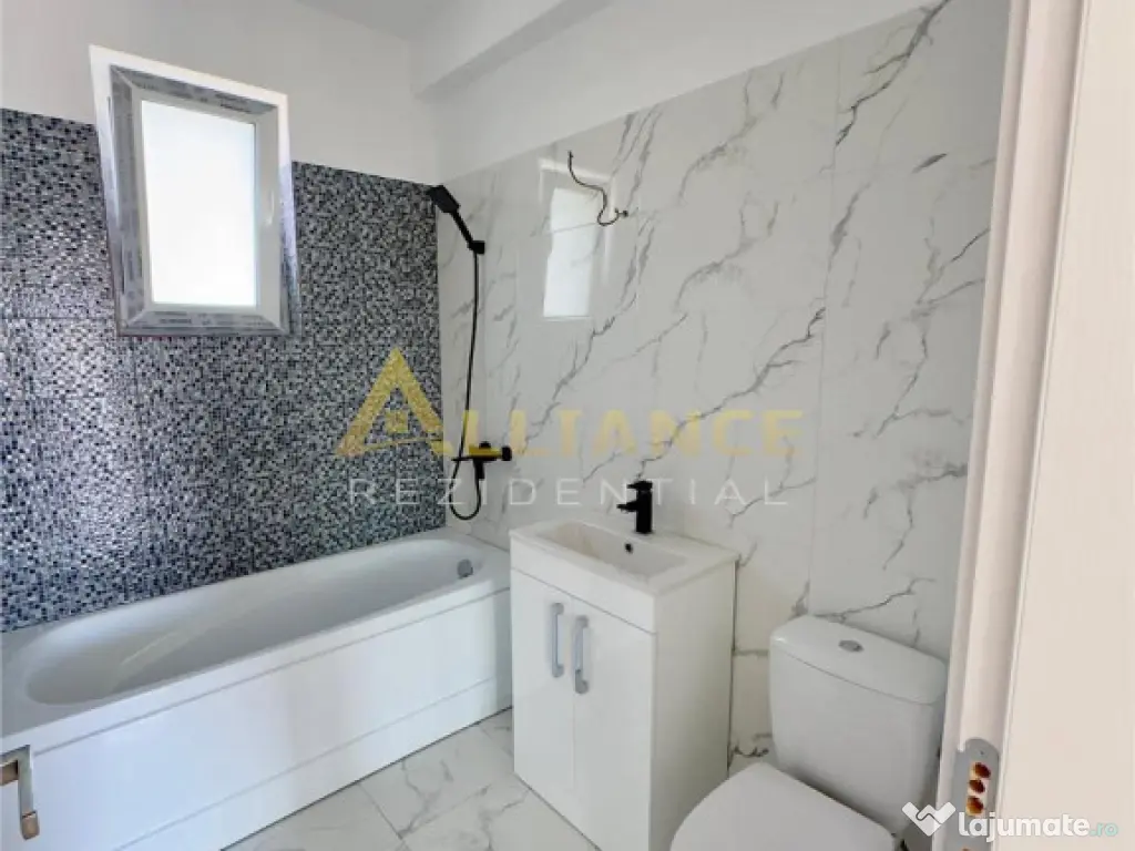 De casa pe parter - 3 camere, 2 bai, teren 376 mp 