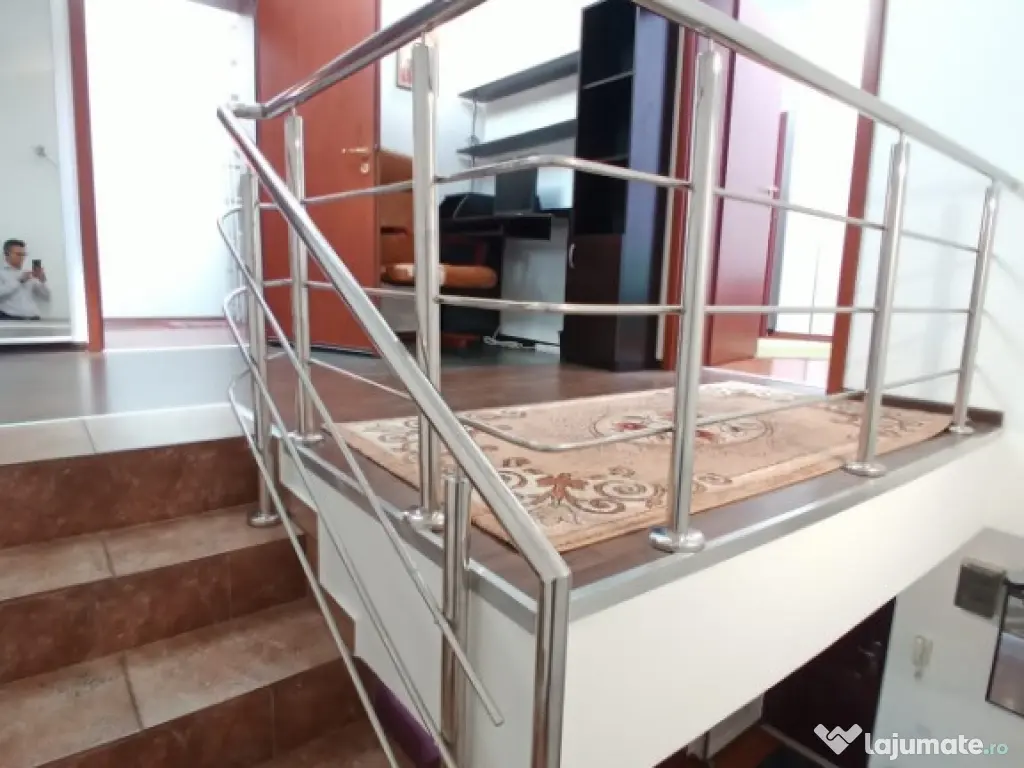 Oferta rara proprietar penthouse 108 mpu 2 bai parcare apartament 3 cam P.Ghencea 