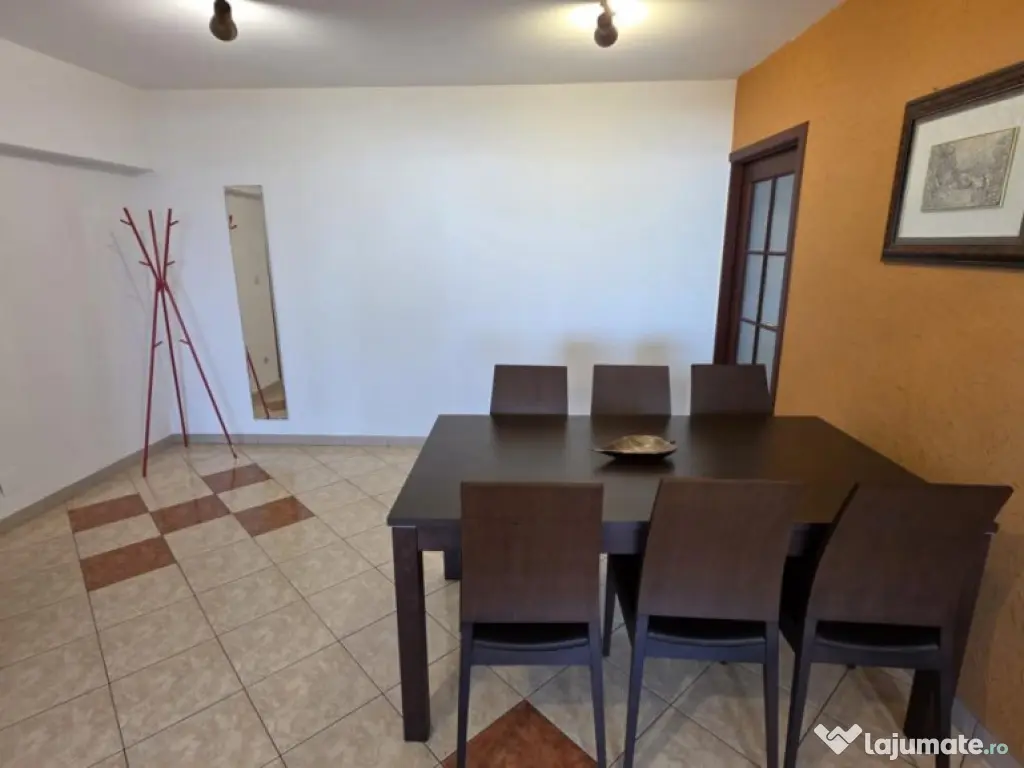 3 CAMERE UNIRII ROND PIATA ALBA IULIA 